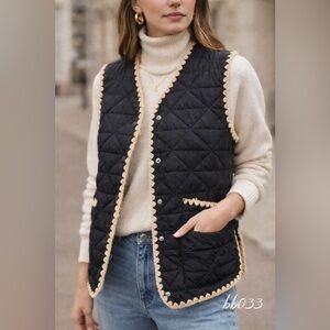 Entro Quilted Black Vest with Crochet Trim • Size M